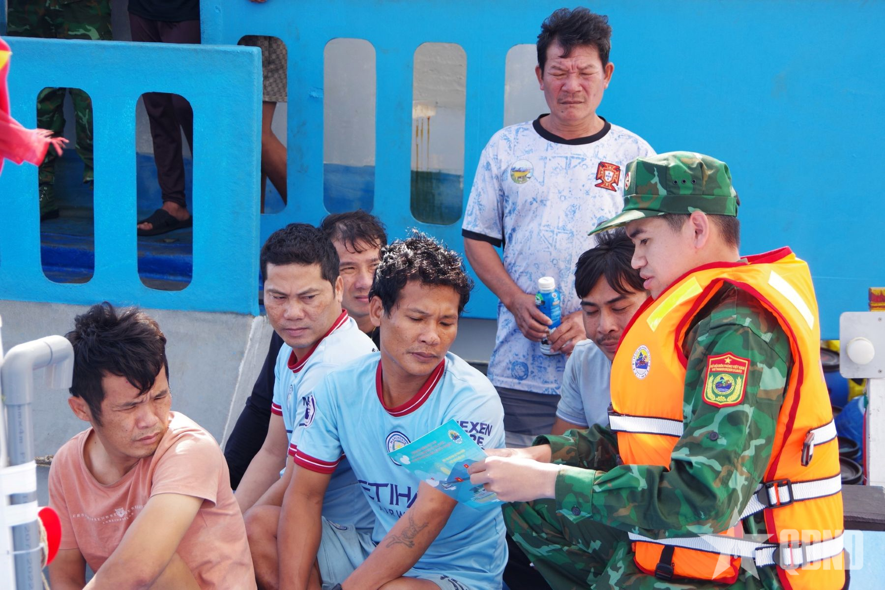 Khánh Hòa tăng cường tuyên truyền, phổ biến pháp luật vùng biên giới biển